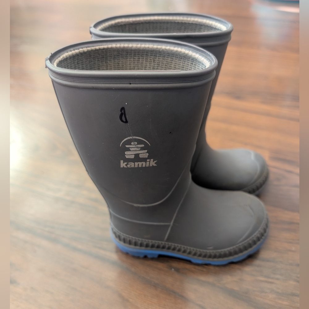 Kamik toddler rain boots size 6